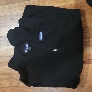 Patagonia half zip black fleece